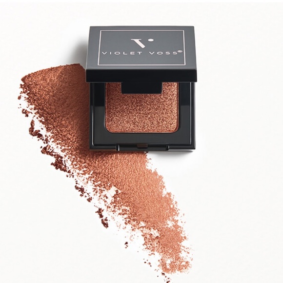 Eyeshadows - Picture 8 of 10